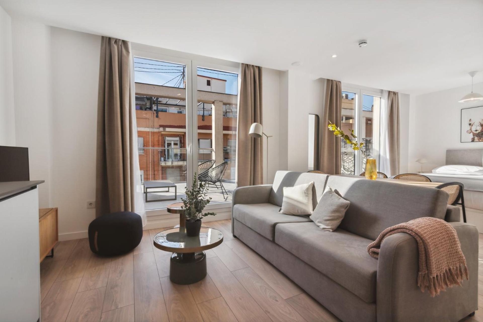 Limehome Valencia Carrer Del Pare Palau I Quer Extérieur photo