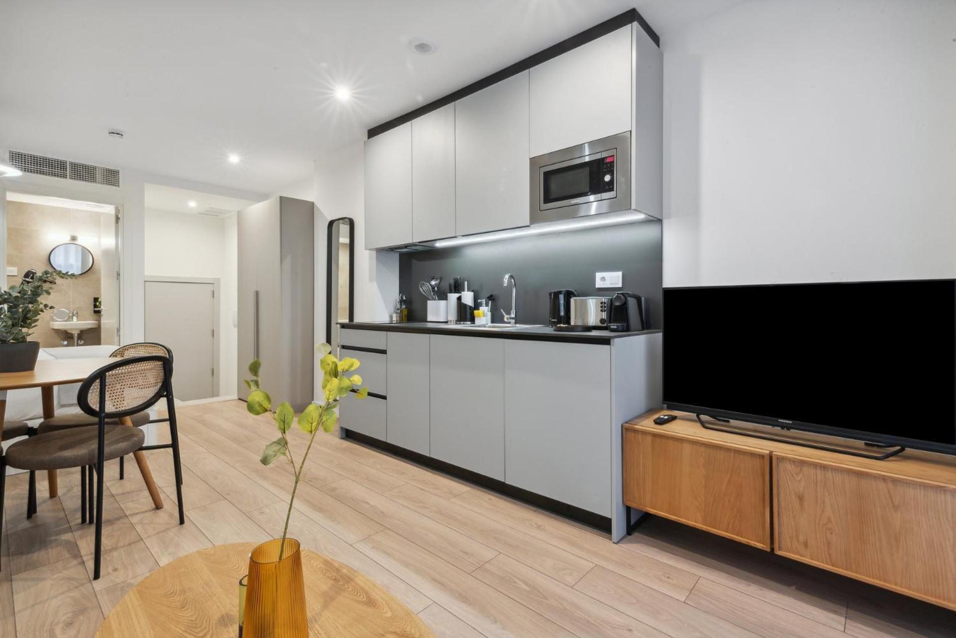 Limehome Valencia Carrer Del Pare Palau I Quer Extérieur photo